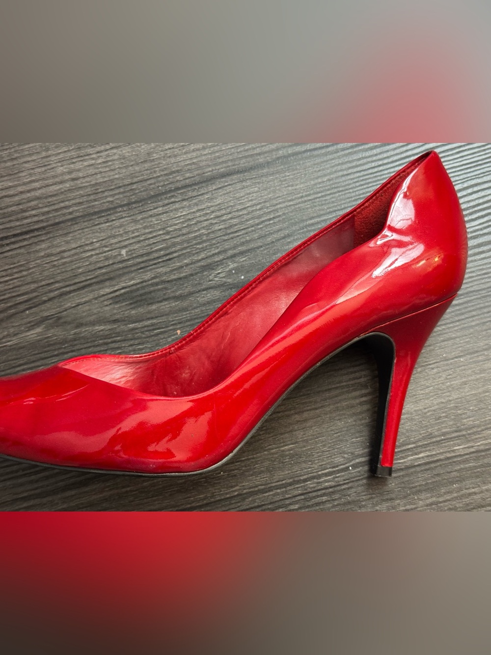 Gianni Bini Heels Red 10W Patent Leather 3.5" Heel Preowned Very Good - Picture 2 of 9